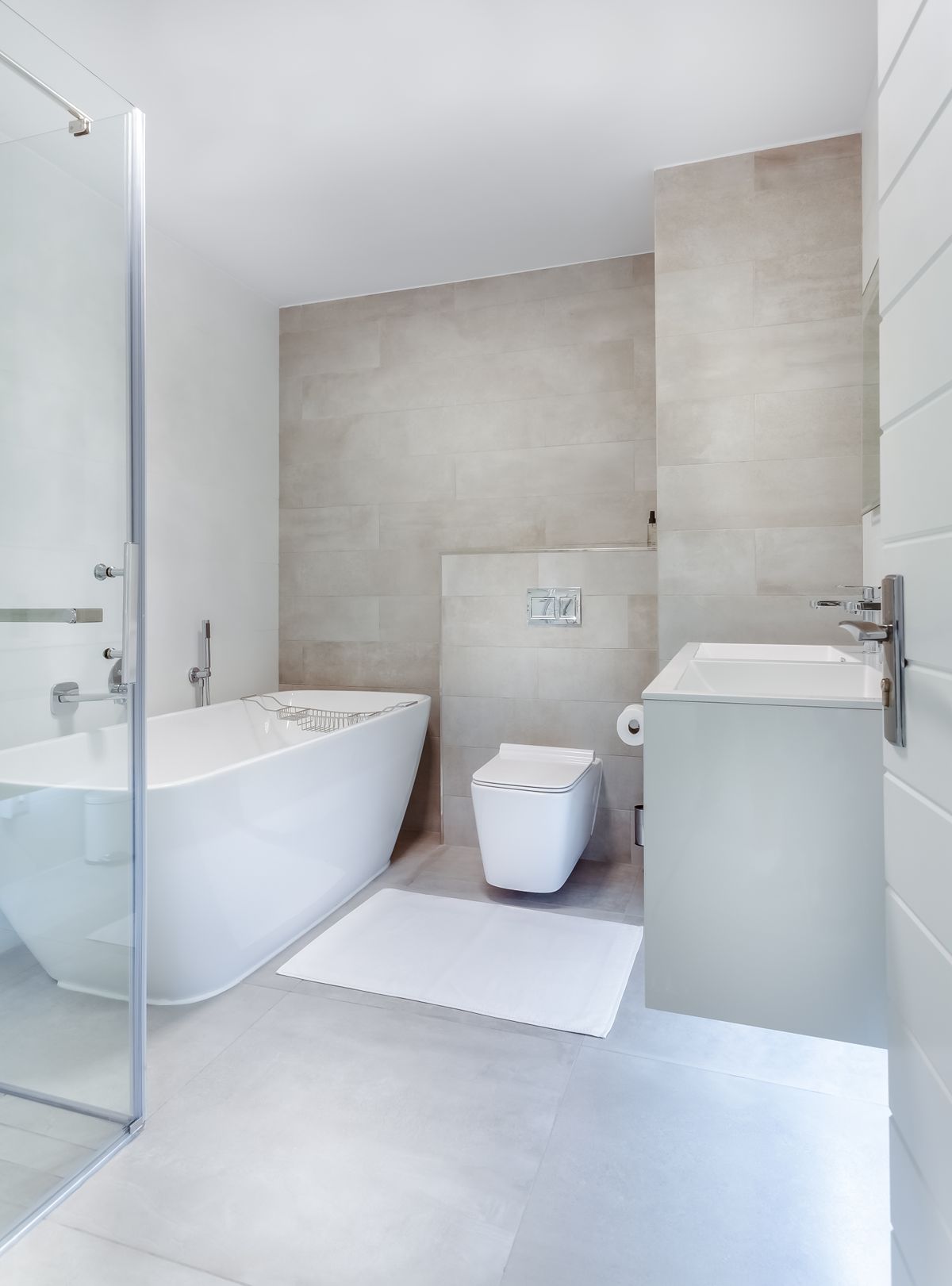 Executive suite premium modern hotel room